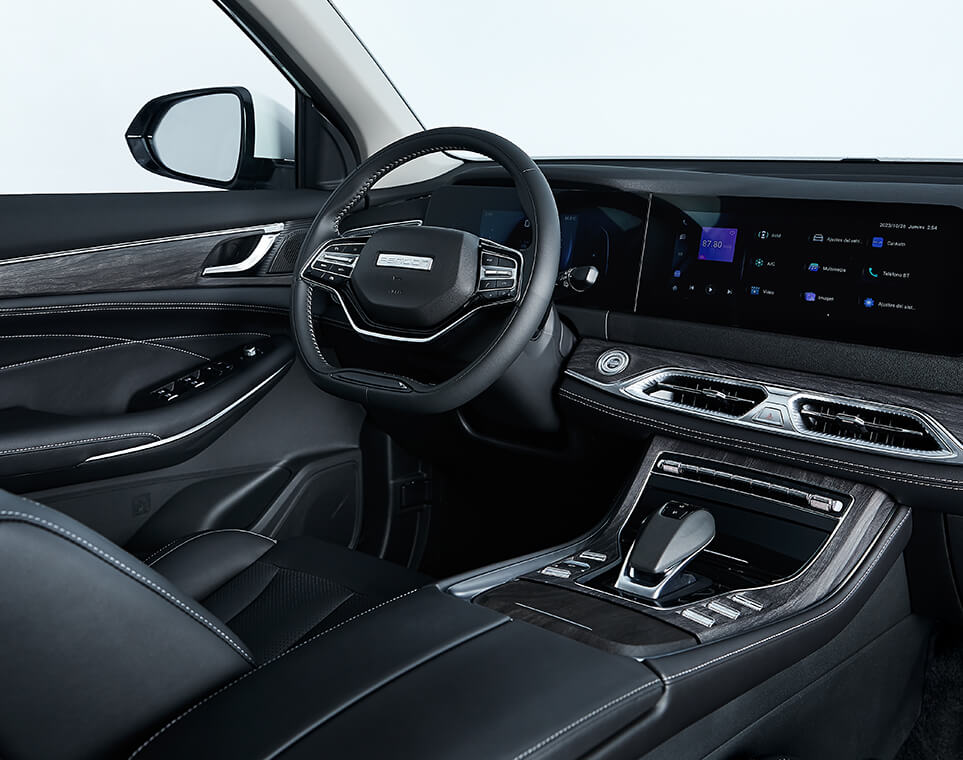 Diseño Interior de SUV 600